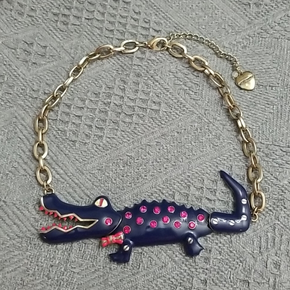 Betsey Johnson ALLIGATOR NECKLACE - Picture 3 of 14